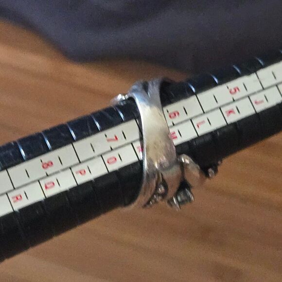 Women's sterling Silver cigar band rhinestone ring - Picture 4 of 7